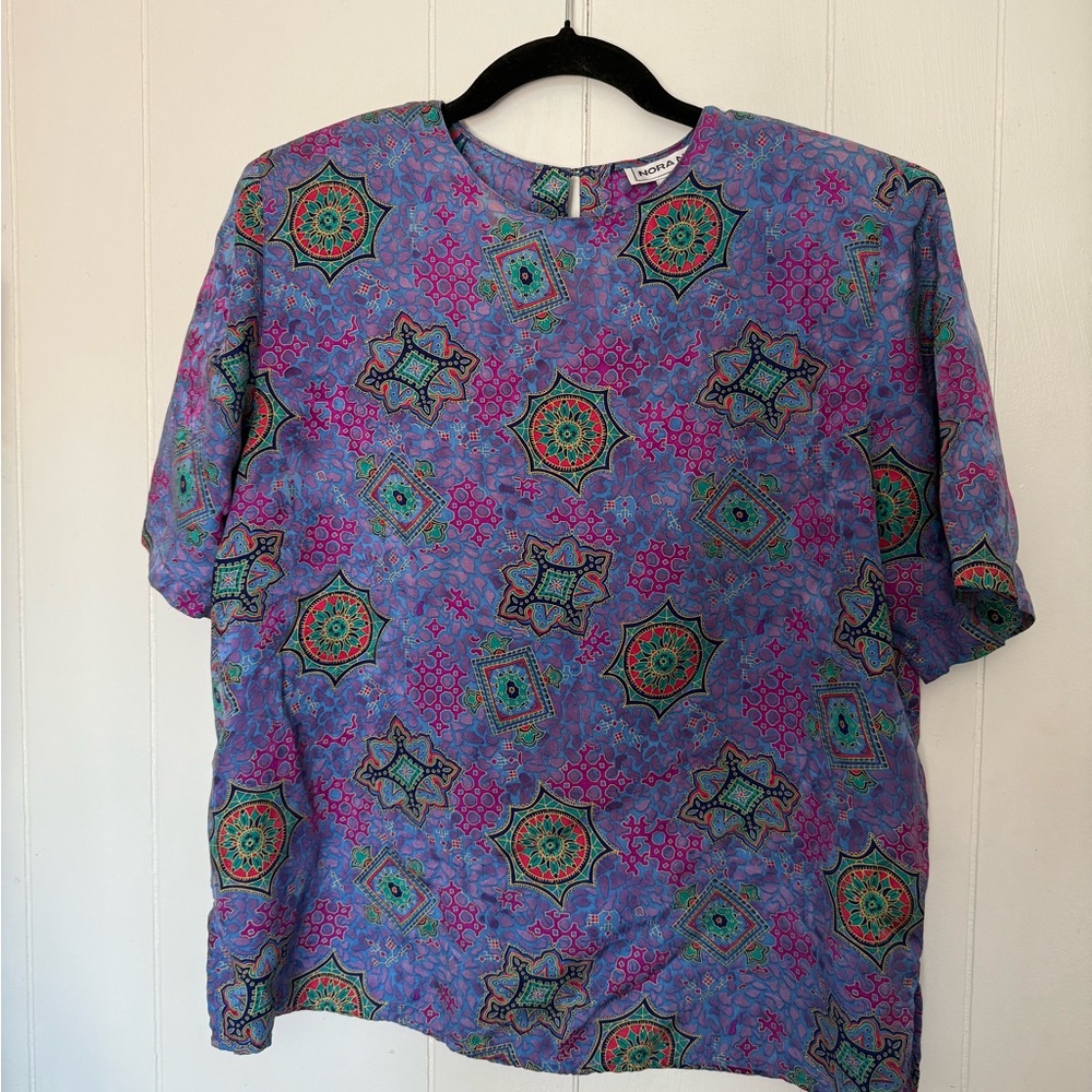 Vintage Nora Noh 100% Silk Blouse – Vibrant Geometric Print – Size L